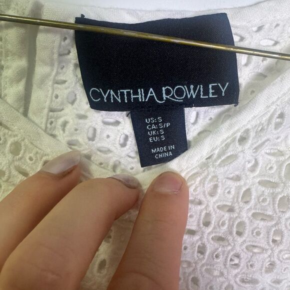 Cynthia Rowley White Crochet Accent Blouse - Picture 4 of 4